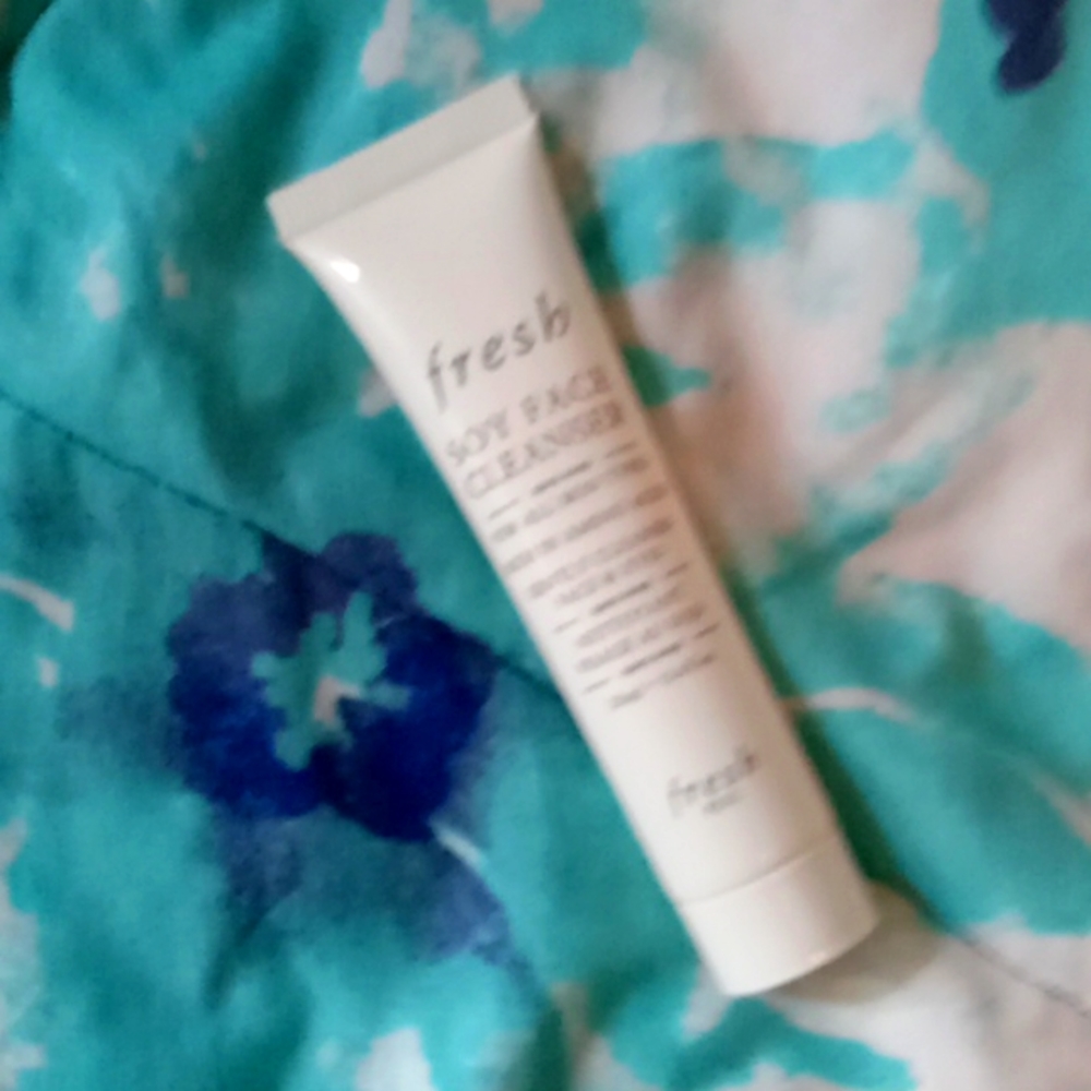 Fresh Soy Face Cleanser